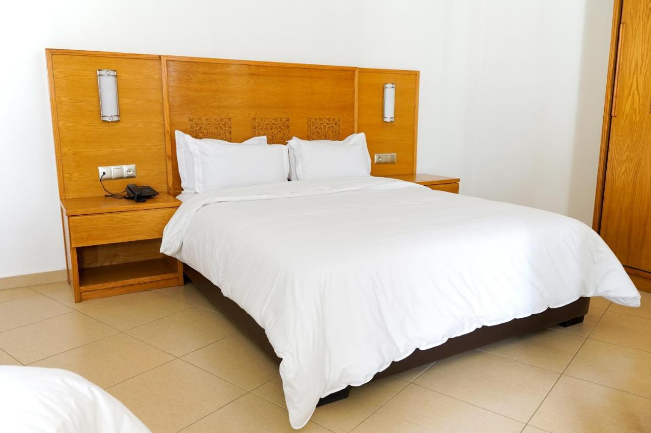 Hotel El Djenina Танжер Экстерьер фото