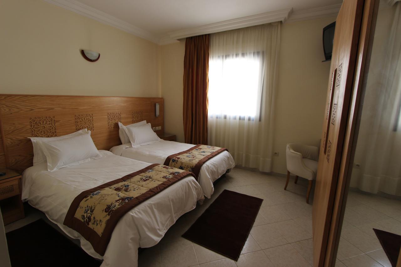 Hotel El Djenina Танжер Экстерьер фото
